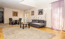 Trosoban stan, Beograd - Zemun (gornji Grad) | Prodaja · 84m² · 295.000€
