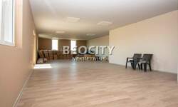Poslovni prostor / Lokal, Beograd - Ugrinovci | Izdavanje · 180m² · 2.000€