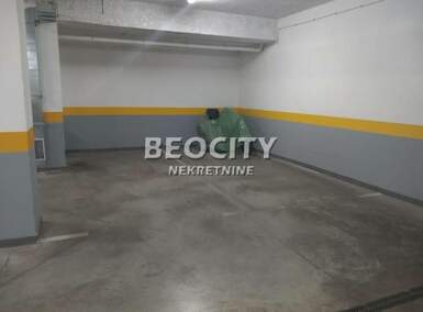 Poslovni prostor / Lokal, Beograd - Zemun (cara Dušana) | Prodaja · 13m² · 23.000€