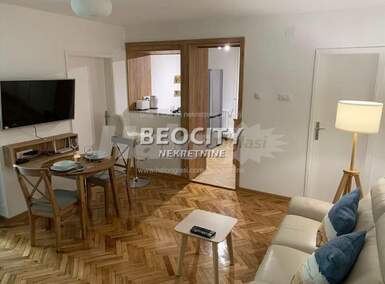 Trosoban stan, Beograd - Voždovac | Izdavanje · 45m² · 800€