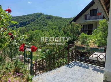Kuća, Gornji Milanovac - Rudnik | Prodaja · 470m² · 70.000€