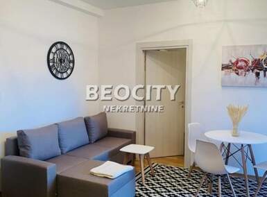 Dvosoban stan, Beograd - Centar (uži) | Izdavanje · 43m² · 750€