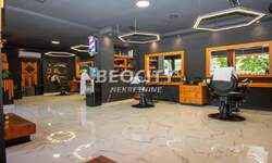 Poslovni prostor / Lokal, Beograd - Mladenovac (mesto) | Prodaja · 202m² · 323.000€