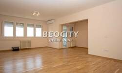Poslovni prostor / Lokal, Beograd - Blok 7 (paviljoni) | Izdavanje · 60m² · 700€