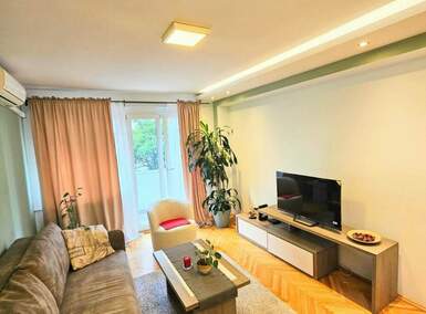 Dvosoban stan, Centar · 54m² · 1.000€ | SveNekretnine