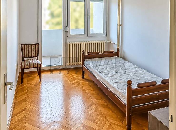 Stan Niš, Gradska bolnica – fotografija 8