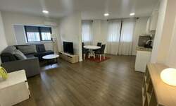 Dvoiposoban stan, Južni Bulevar · 77m² · 800€ | SveNekretnine