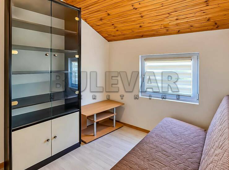 Stan Niš, Crveni pevac – fotografija 8
