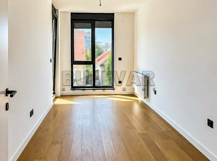 Poslovni prostor / Lokal Niš, Crveni pevac – fotografija 9