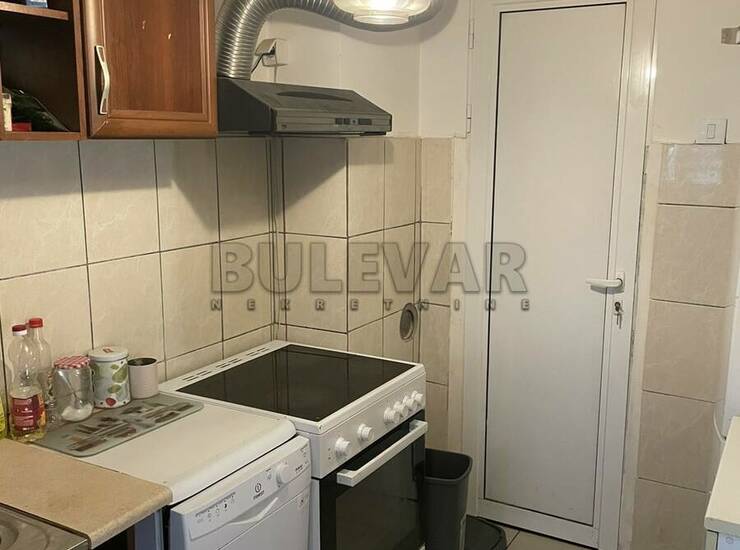 Stan Niš, Bulevar Nemanjića Zona 2 – fotografija 5