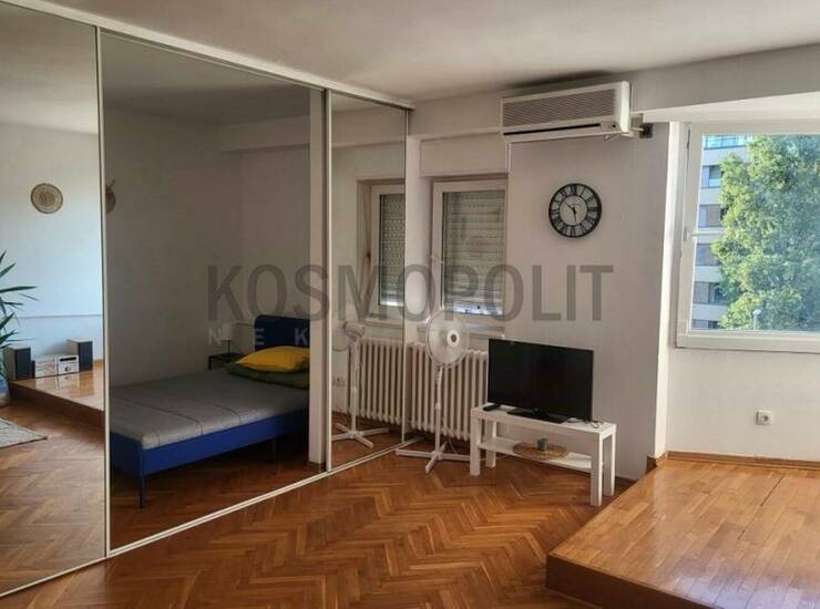 Stan Beograd, Autokomanda – fotografija 3