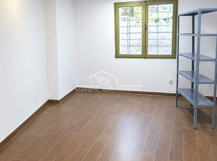 Poslovni prostor / Lokal Beograd, Banovo brdo – fotografija 10
