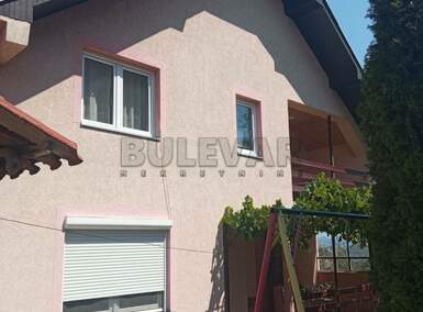Kuća, Male Pčelice · 220m² · 170.000€ | SveNekretnine