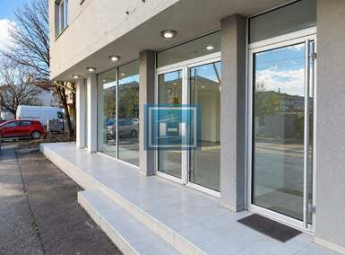 Poslovni prostor / Lokal, Paraćin · 60m² · 350€ | SveNekretnine