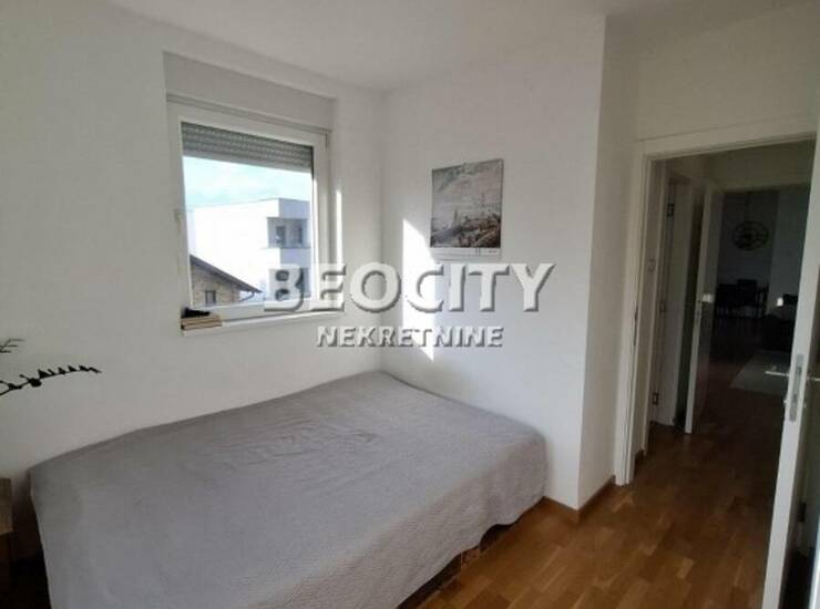 Stan Novi Sad, Adice – fotografija 6