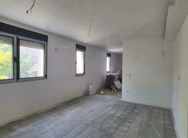 Trosoban stan, Južni bulevar · 78m² · 310.000€ | SveNekretnine