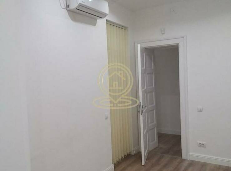 Poslovni prostor / Lokal Beograd, Hram Sv. Save – fotografija 8
