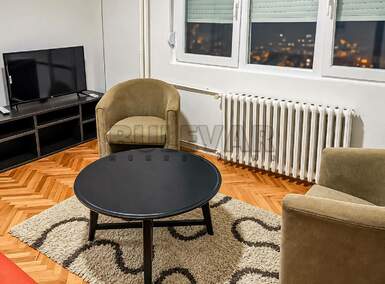 Dvosoban stan, Bulevar Nemanjića · 47m² · 300€ | SveNekretnine