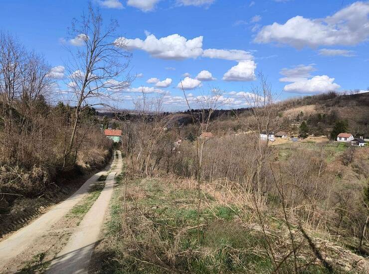 Plac Beočin – fotografija 5