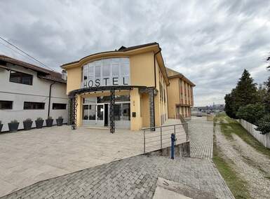 Poslovni prostor / Lokal · 993m² · 1.290.000€ | SveNekretnine