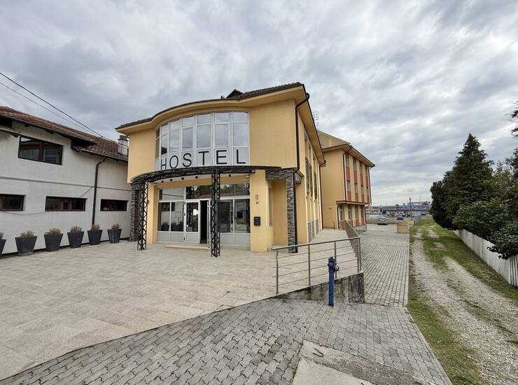 Poslovni prostor / Lokal Čačak, Preljina – fotografija 1