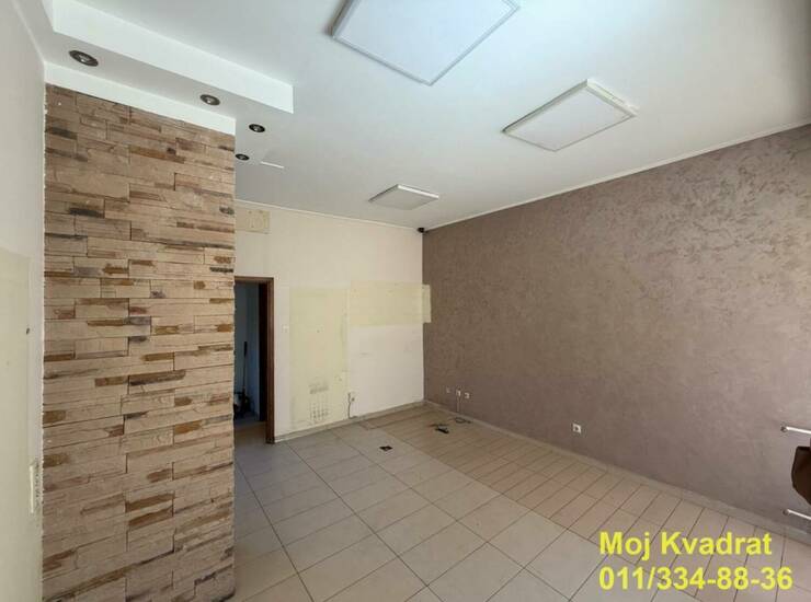 Poslovni prostor / Lokal Beograd, Šumice – fotografija 1