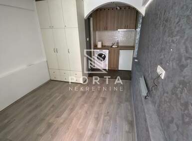Garsonjera, Karaburma · 16m² · 40.000€ | SveNekretnine
