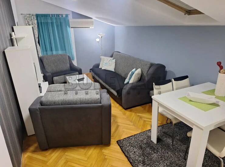 Stan Niš, Marger – fotografija 3