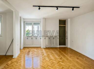 Jednosoban stan, Niš · 35m² · 350€ | SveNekretnine