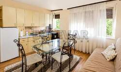 Dvoiposoban stan, Čair · 57m² · 320€ | SveNekretnine