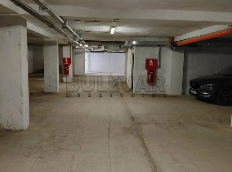 Garaža Niš, Apelovac – fotografija 5