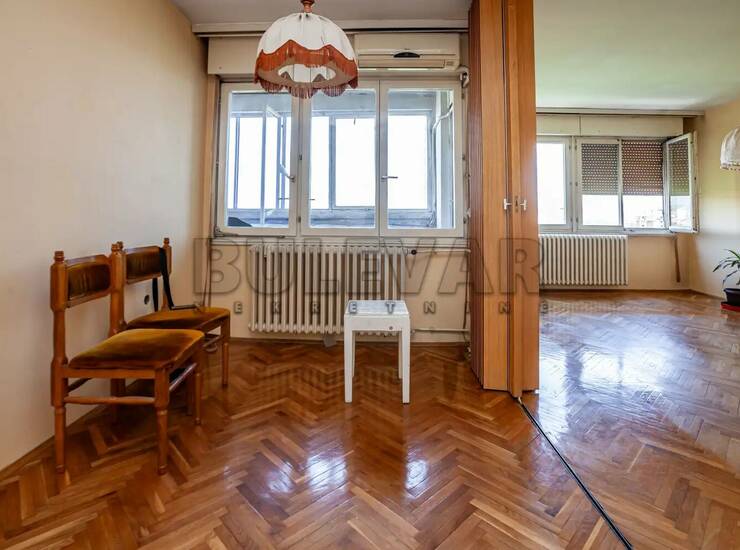 Stan Niš, Bulevar Nemanjića Zona 2 – fotografija 1