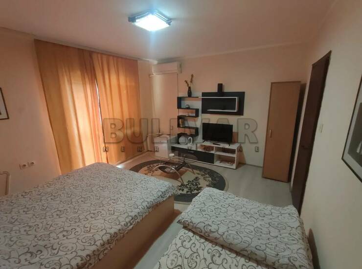 Stan Niš, Ledena stena – fotografija 6