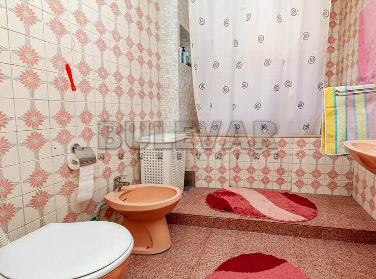 Kuća Niš, Ledena stena – fotografija 5