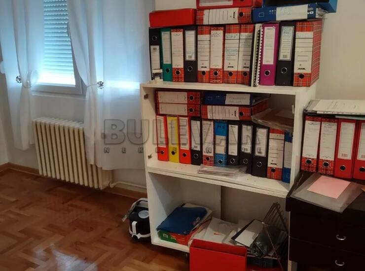 Stan Niš, Pravni fakultet – fotografija 6