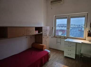 Troiposoban stan, Crveni pevac · 64m² · 120.000€ | SveNekretnine