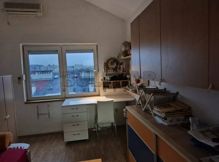 Stan Niš, Crveni pevac – fotografija 10