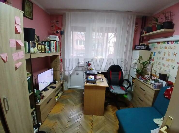 Stan Niš, Staro groblje – fotografija 1