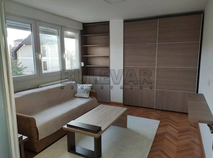 Stan Niš, Bulevar Nemanjića – fotografija 1