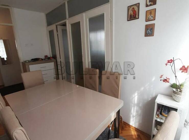 Stan Niš, Bulevar Nemanjića Zona 2 – fotografija 6