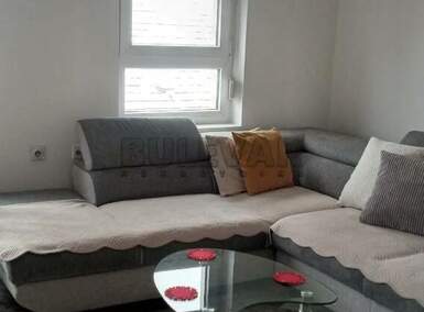 Jednosoban stan, Centar · 38m² · 380€ | SveNekretnine