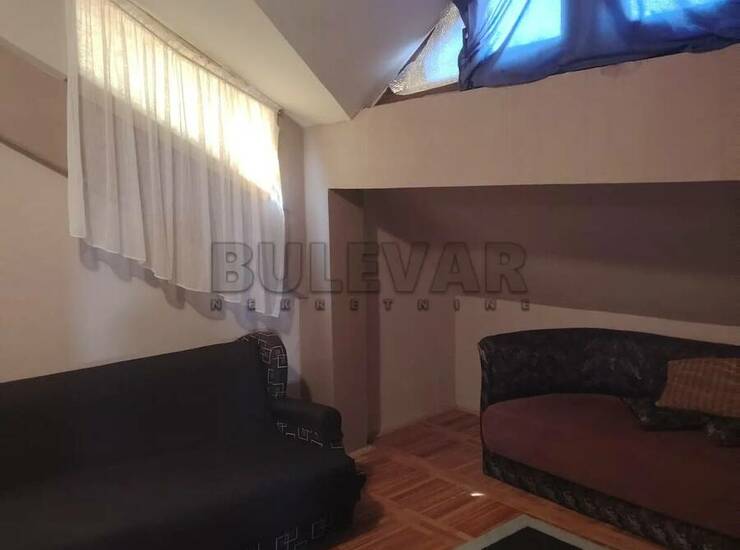 Stan Niš, Crveni pevac – fotografija 10