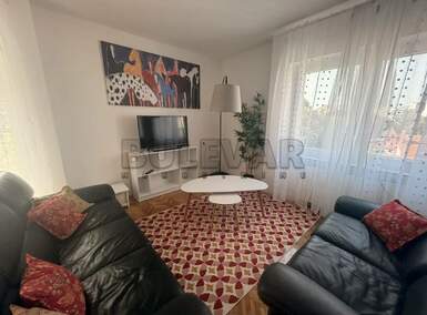 Trosoban stan, Centar · 75m² · 450€ | SveNekretnine