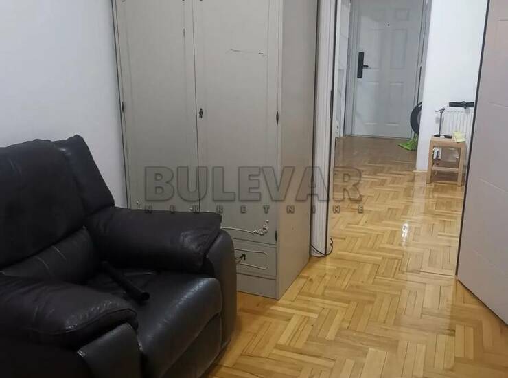 Stan Niš, Bulevar Nemanjića – fotografija 3