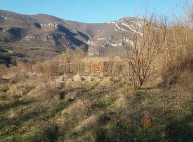 Plac, Ostrovica · 2305m² · 11.000€ | SveNekretnine