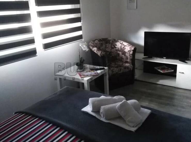 Stan Niš, Bulevar Nemanjića Zona 1 – fotografija 3