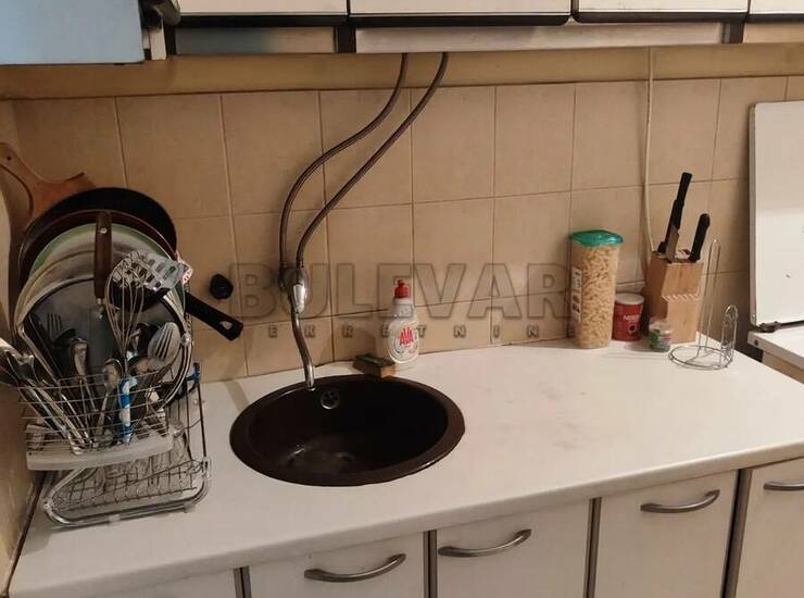 Stan Niš, Crveni pevac – fotografija 4