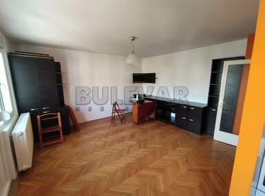 Dvosoban stan, Crveni pevac · 50m² · 300€ | SveNekretnine