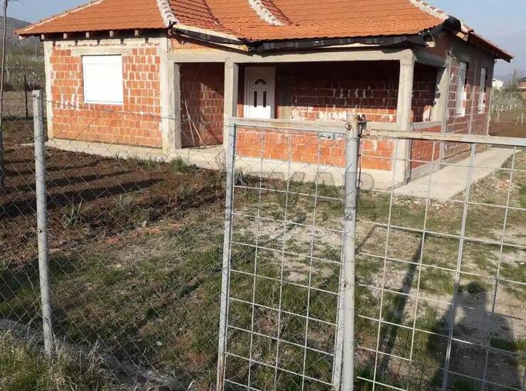 Kuća Niš, Donji Matejevac 1 – fotografija 1