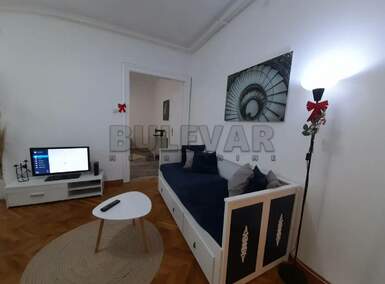 Jednoiposoban stan, Centar · 50m² · 380€ | SveNekretnine